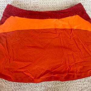 Outdoor Voices - The Exercise Skort - Brick Frost size Small